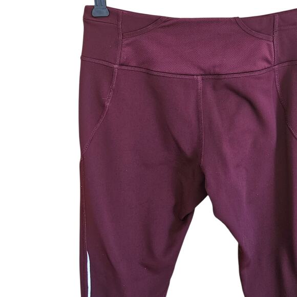 The North Face Women’s Fleece Lined Leggings Reflective Burgundy Medium - Picture 6 of 6